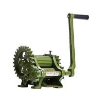 Engenho Moer Cana Manual Ferro Fundido 3 moendas Botini B60