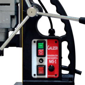 Manipulo vazado com furo de 3/8" 009014000